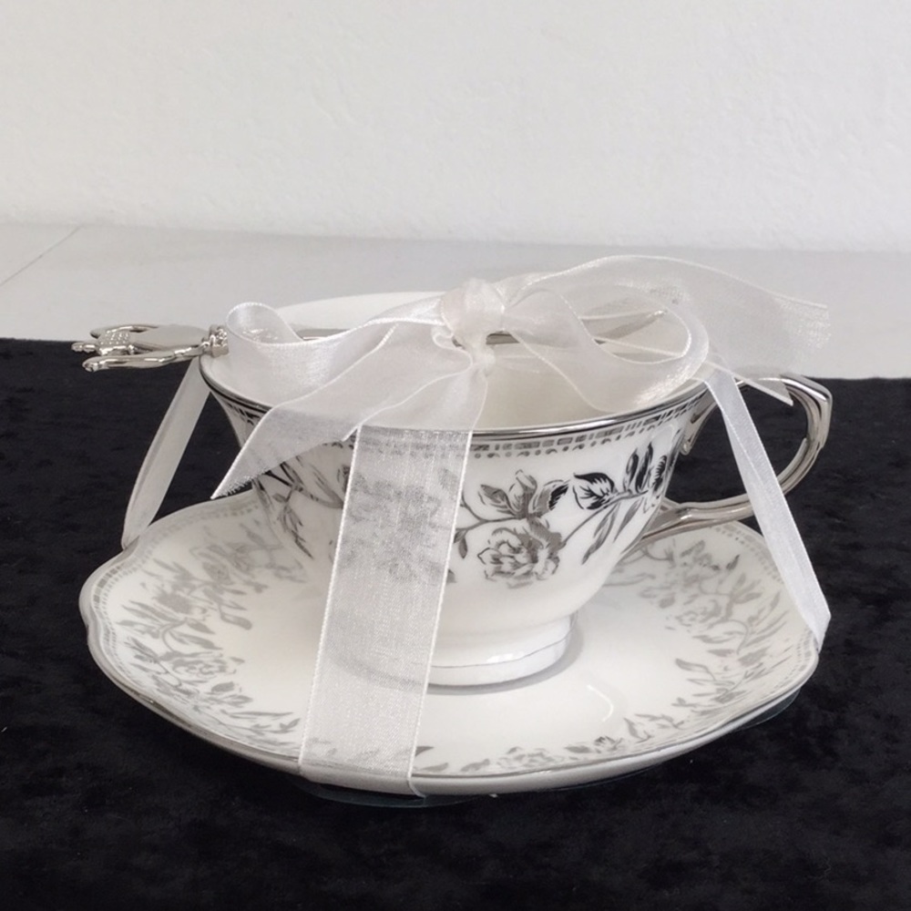 Teacup Scalloped saucer and spoon. New. Gift idea
